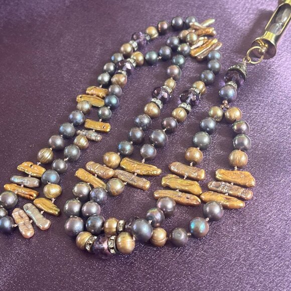 Hand Knotted Mixed Pearl Long Necklace with Real Hourglass Pendant OOAK - Picture 3 of 7